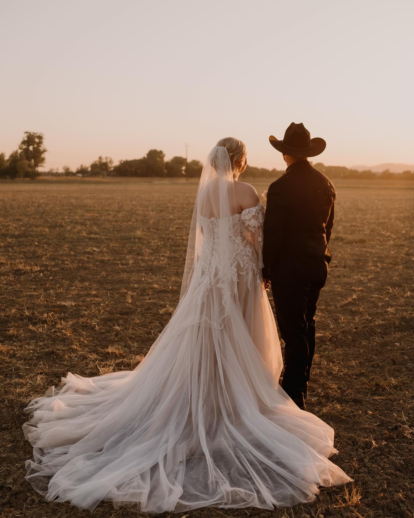 Austin wedding photographer capturing intimate moments and beautiful settings for couples on their special day.